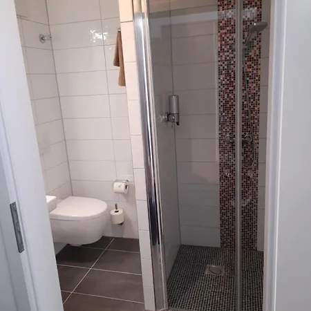 Gaestehaus Weinberge ホテル