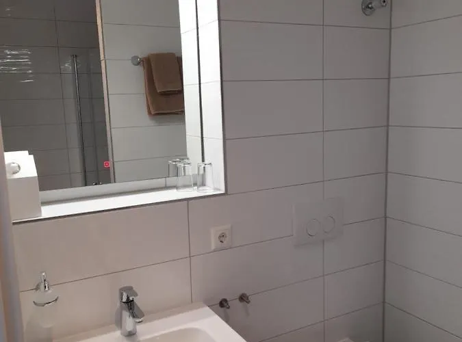 Gaestehaus Weinberge Hotel